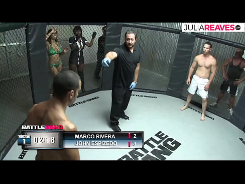 ❤️ Ultimate Fighter naai 'n nommer meisie direk na 'n geveg in die ring Anale pornografie by ons ❤